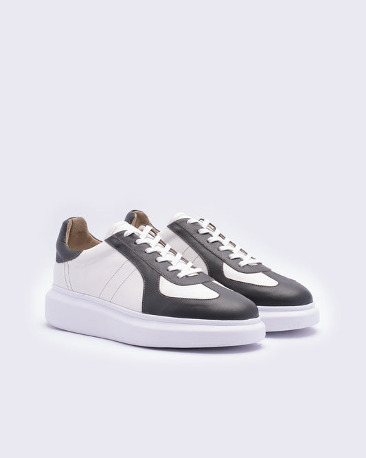 Zeno Kaki